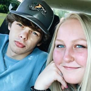 Meet your Posher, Zoe